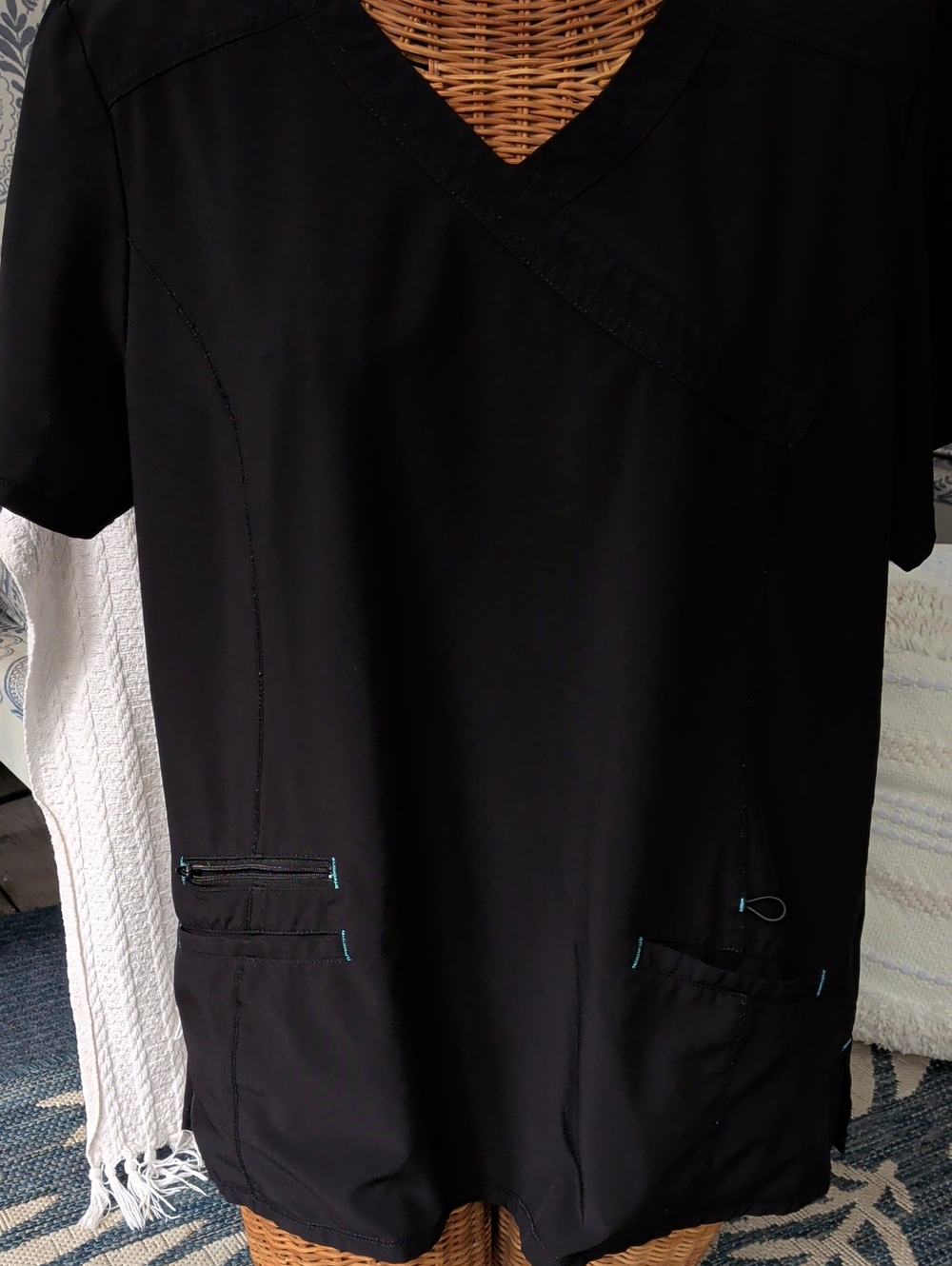 Scrub Star Black